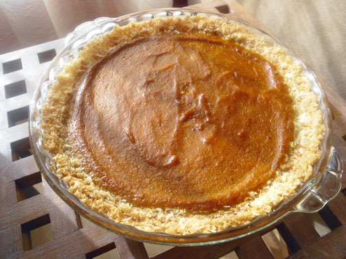 Grain and Gluten-free Pumpkin Pie with Coconut Crust
